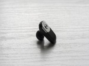 Are Bluetooth Earbuds Good for Gaming Pmwplayers