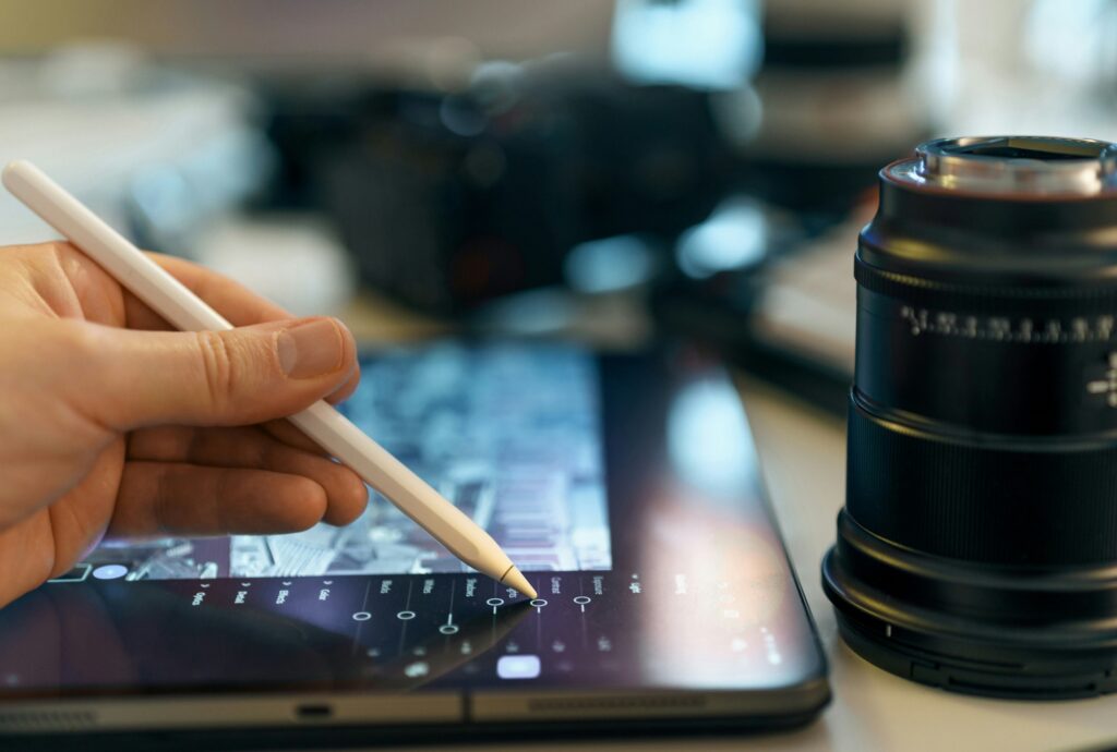 The Role of AI Art in Modern Digital Creativity